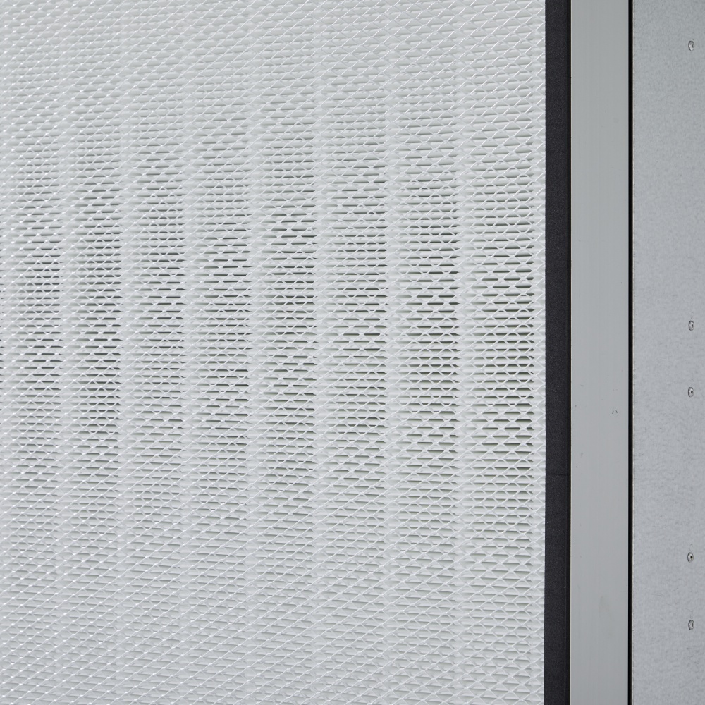 FFU filter unit with fan (16)